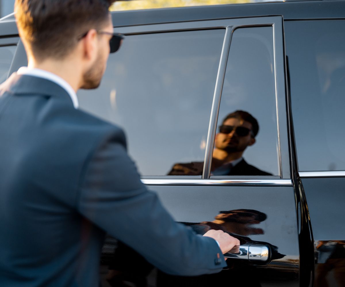 Luxury Chauffeur hire in Mayfair