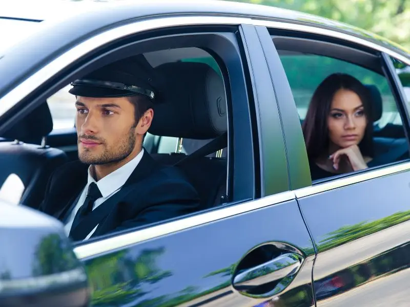 Executive Chauffeur vs Taxi