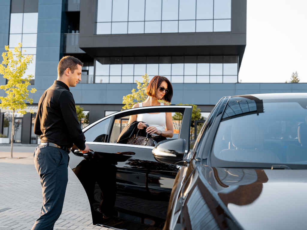 LT Chauffeurs Hourly 3